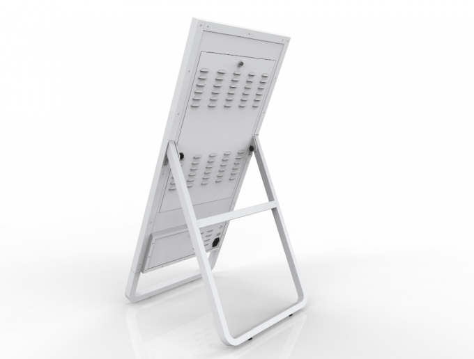 Kiosque interactif de gestion de file d'attente de TFT LCD avec des roulettes 2